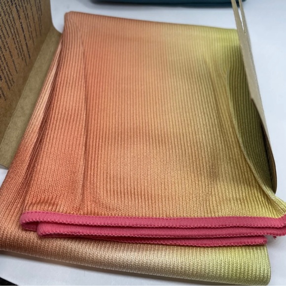 Norwex Basic Package EnviroCloth Teal w/Dark Trim + Window Cloth Multi Color New - Picture 7 of 11